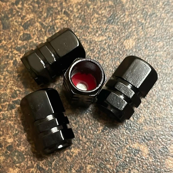 Four Honda Logo Tire Caps - Picture 3 of 3